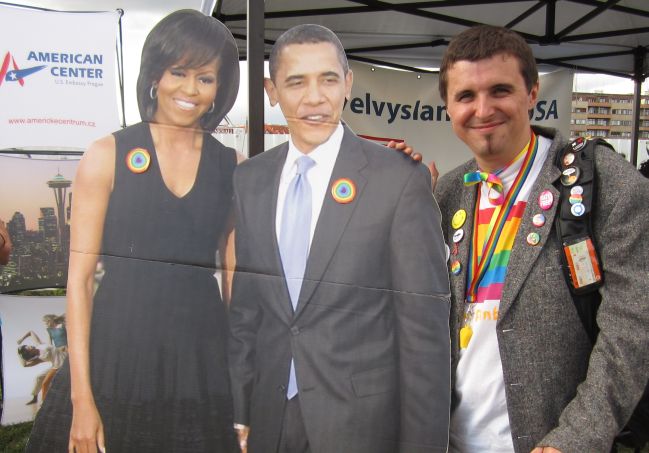 Zprava: Milda Šlehofer, Barack Obama a Michelle Obamová na pražské Letné